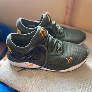 PUMA Pacer Future Men's Burnt Olive Athletic Lace Up Shoes Sneakers Size 8